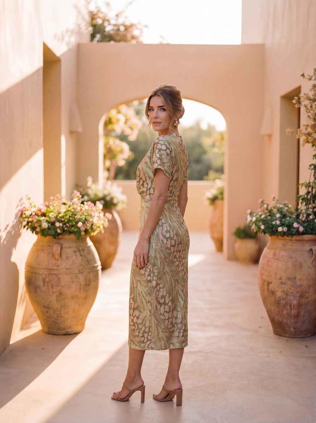 Vestido elegante de tejido ligero y fluido - Giulia