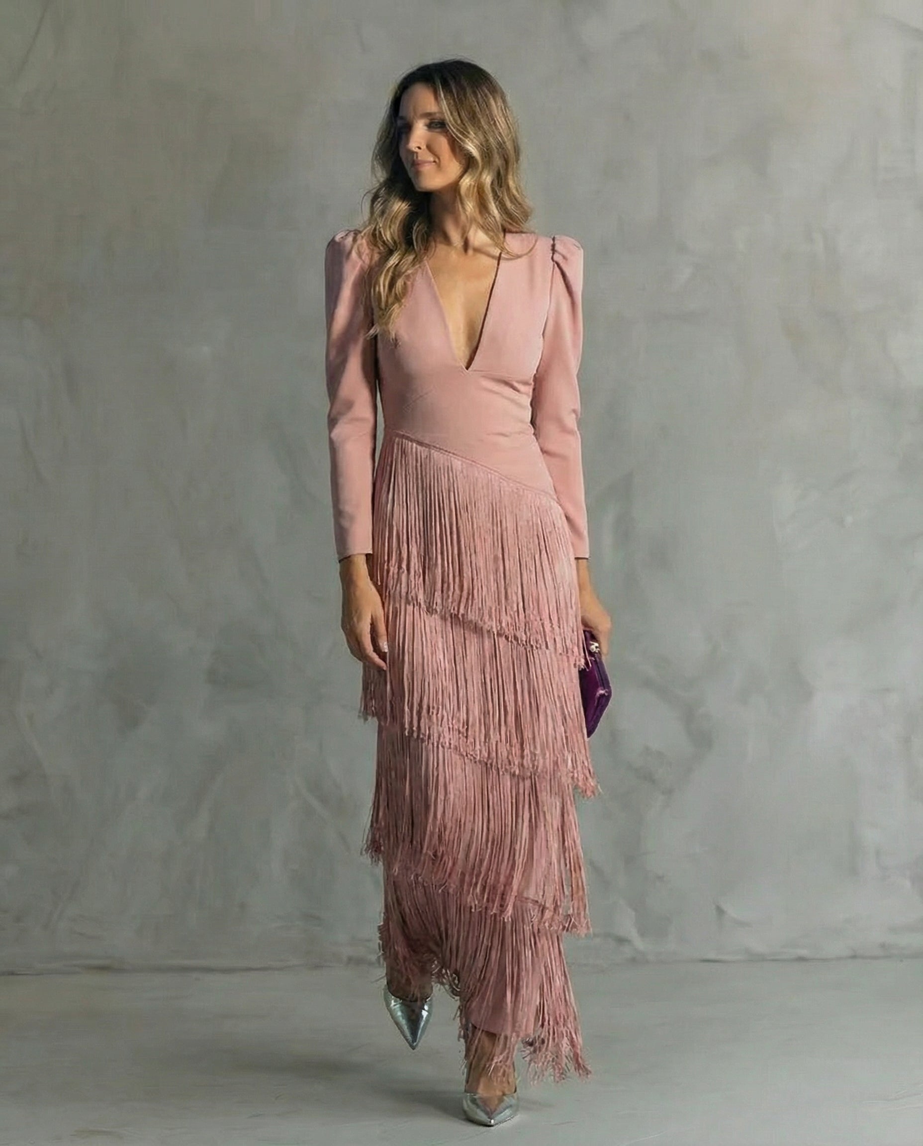 Vestido midi elegante con mangas de flecos - Alessia