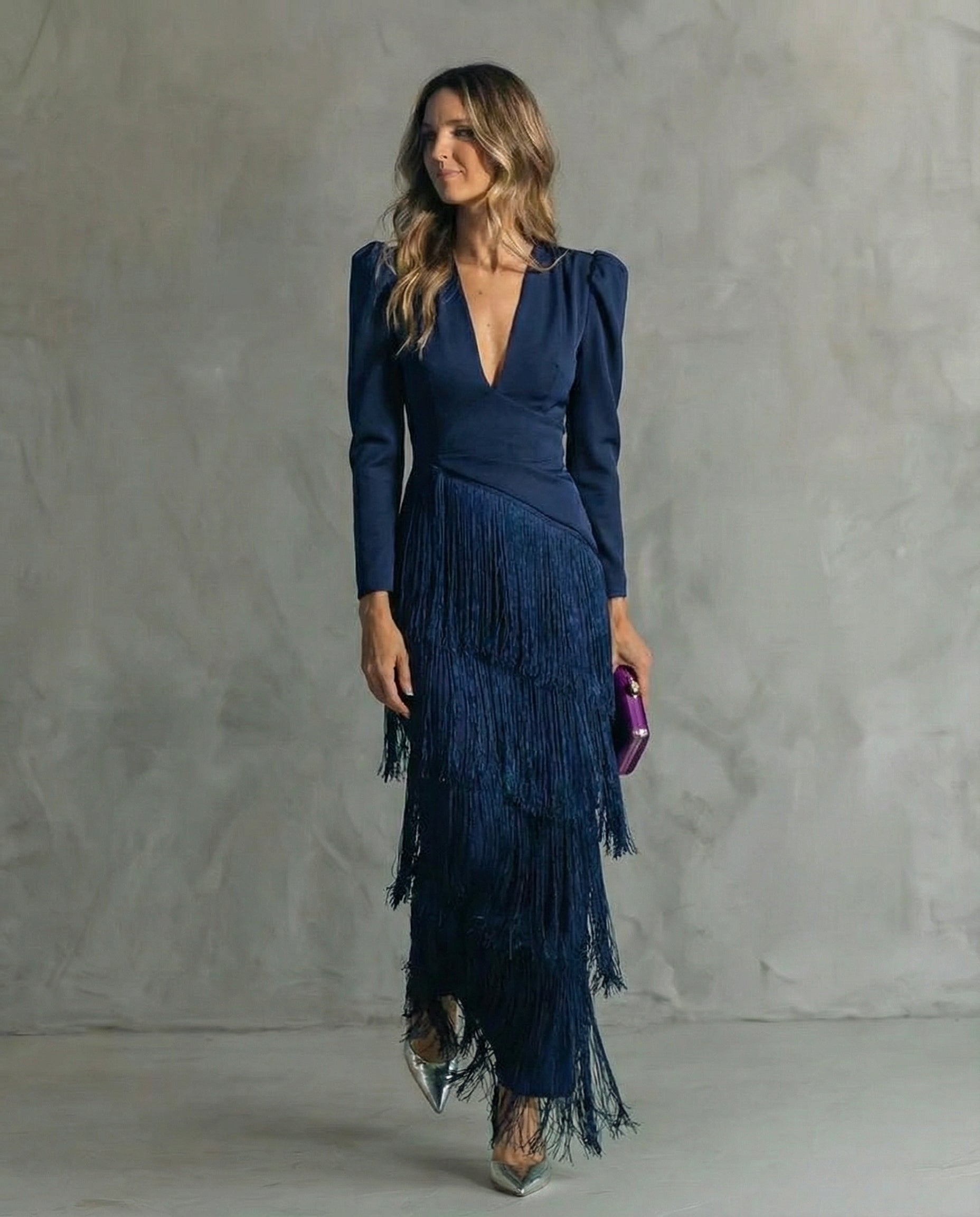 Vestido midi elegante con mangas de flecos - Alessia