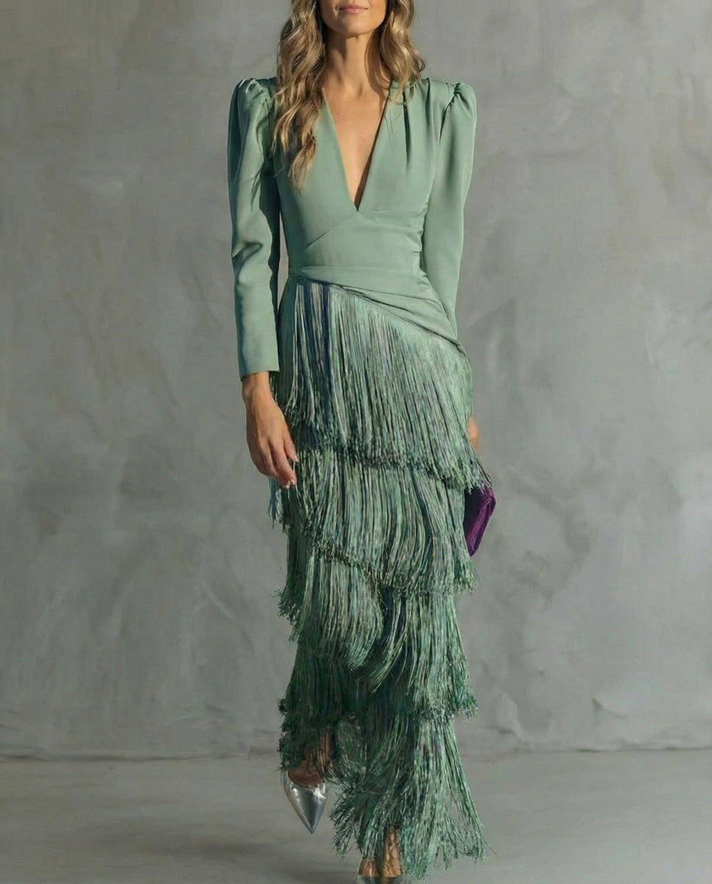 Vestido midi elegante con mangas de flecos - Alessia