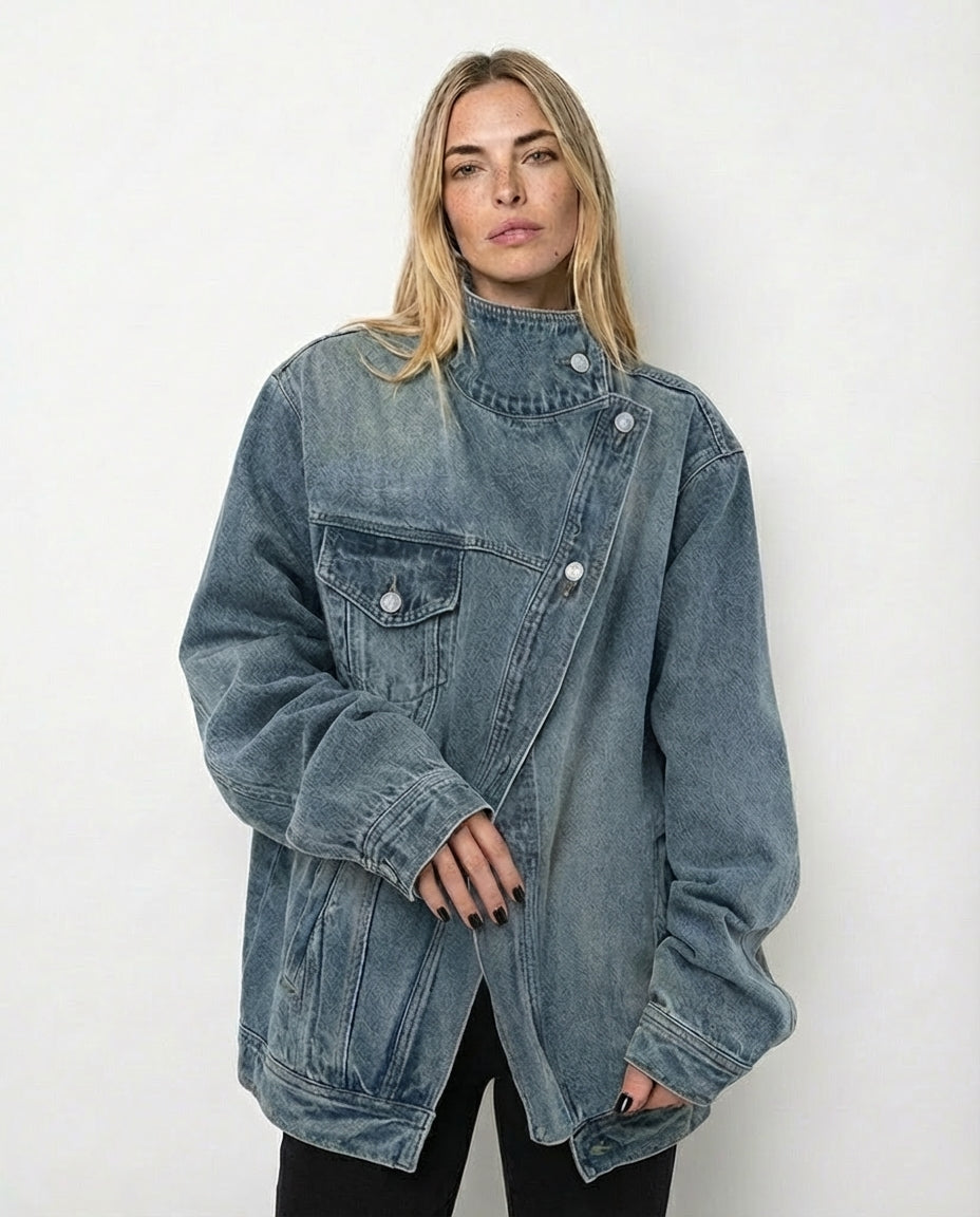 Chaqueta asimétrica urbana con botones - Cleo